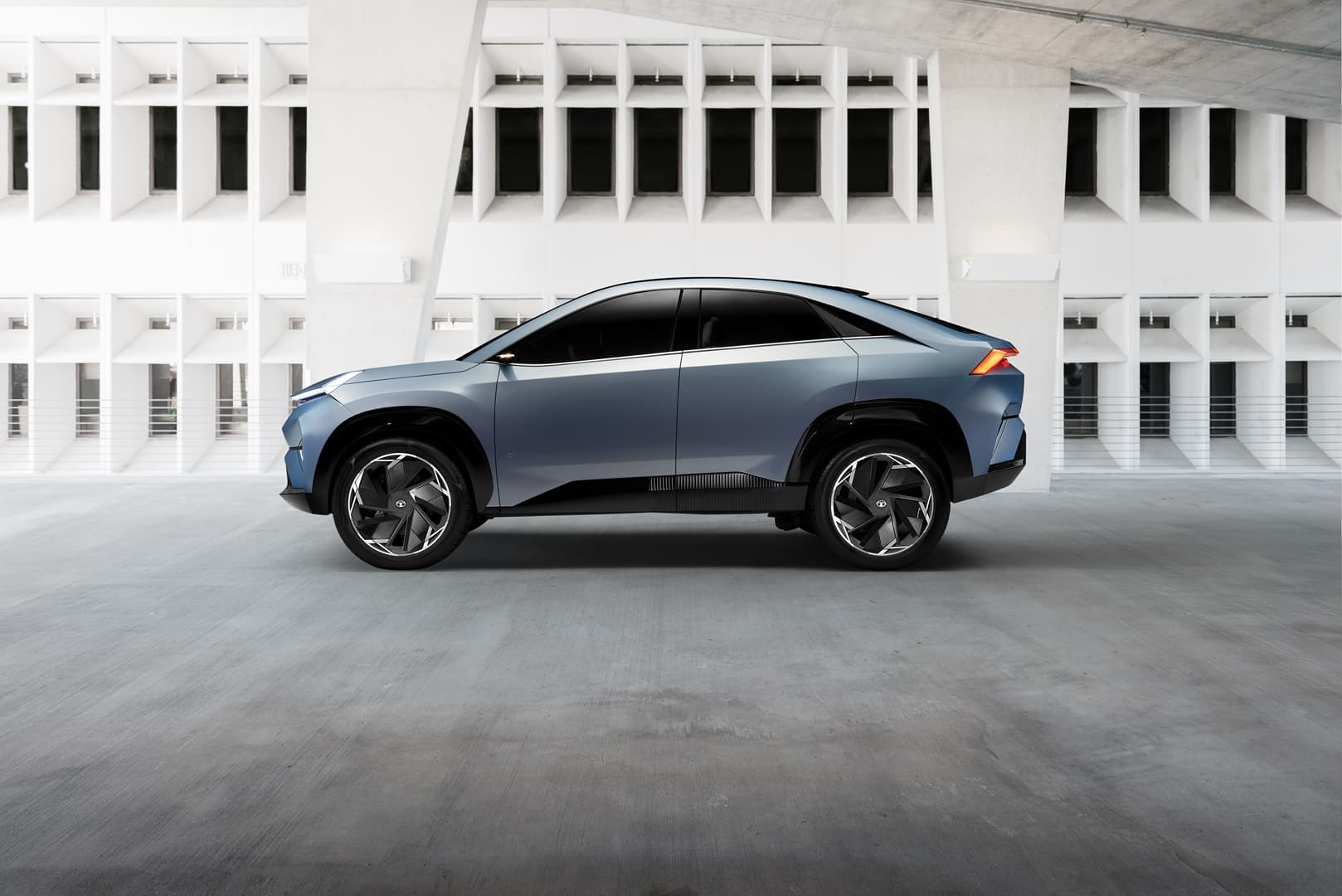 Electric Vehicle Features